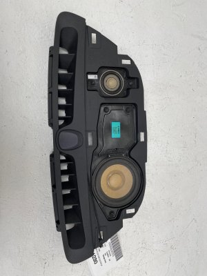 2016-2025 Volvo XC90 Center Dash Speaker Assembly (Used OEM)
