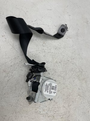 2018-2024 Lincoln Navigator Black Onyx 3rd Row Seat Belt Assembly - Rear, Left (Driver) (Used OEM)