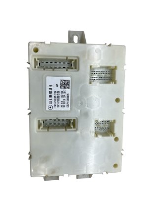 2012-2015 Mercedes-Benz ML350 Rear Lamp Control Module (Used OEM)