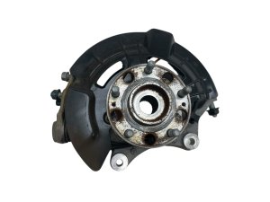2024-2025 Hyundai Santa Fe Steering Knuckle Wheel Bearing and Hub Assembly - Front, Right (Passenger) (Used OEM)