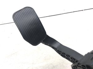 2018-2021 Lincoln Navigator Power Adjustable Accelerator Pedal Assembly (Used OEM)