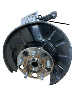 2023-2025 Ford F-550 Super Duty Spindle Knuckle Wheel Bearing Hub Assembly - Rear, Right (Passenger) (Used OEM)