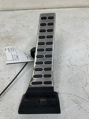 2020-2022 Kia Telluride Black Sport Accelerator Pedal Assembly (Used OEM)