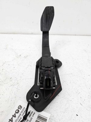 2021-2024 GMC Yukon XL Accelerator Pedal Travel Sensor Assembly (Used OEM)