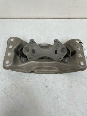 2017-2023 Mercedes-Benz C280 Automatic Transmission Mount Bracket (Used OEM)