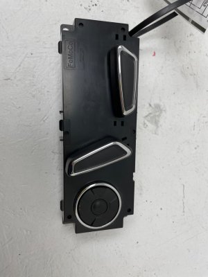 2018-2023 Ford Expedition Seat Switch Control Module - Front, Right (Passenger) (Used OEM)