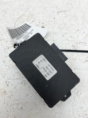 2009-2012 Maserati Quattroporte Windshield Wiper Control Module (Used OEM)