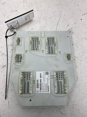 2020-2021 Mercedes-Benz A220 Signal Acquisition Control Module - Front (Used OEM)