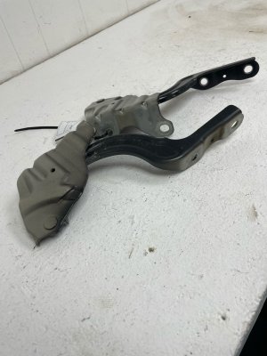 2022-2025 Hyundai Elantra N Hood Hinge Set - Front, Right (Passenger) (Used OEM)