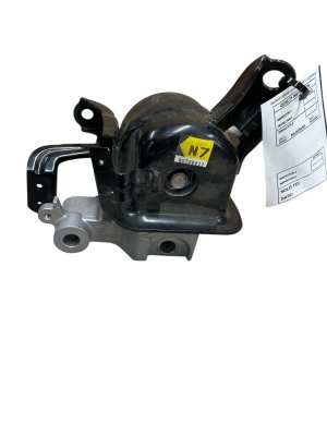 2025 Kia K4 Engine Motor Mount Set - Front (Used OEM)