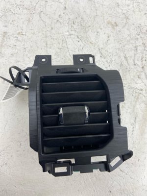 2022-2024 Ford Expedition Dashboard Air Vent - Left (Driver) (Used OEM)