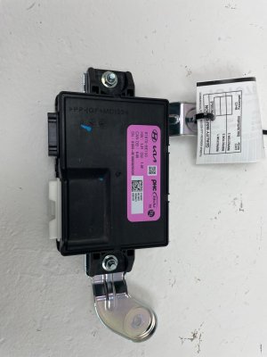 2024-2025 Hyundai Kona Power Tailgate Control Module (Used OEM)