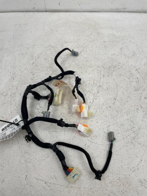 2021-2024 Kia Sorento Seat Wiring Harness - Front, Right (Passenger) (Used OEM)