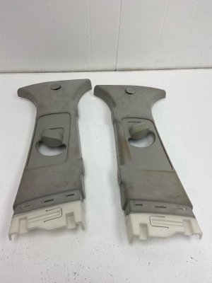 2020-2022 Kia Telluride Tan Upper B-Pillar Trim Cover Panel and Seat Belt Bezel (Used OEM)