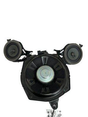 2021-2023 Mercedes-Benz GLA250 D-Pillar and Trunk Speaker Set - Rear (Used OEM)