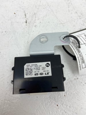 2020-2022 Kia Telluride Interior Mood Lamp Control Module (Used OEM)