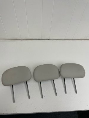 2025-2026 Kia K4 White Seat Headrest Set - Rear, Right (Passenger) (Used OEM)