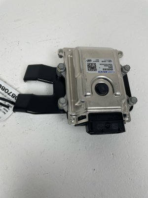 2025 Hyundai Tucson Shift-By-Wire Transmission Control Module (Used OEM)