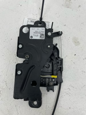 2019-2024 BMW 328i Trunk Tailgate Latch Lock - Rear (Used OEM)