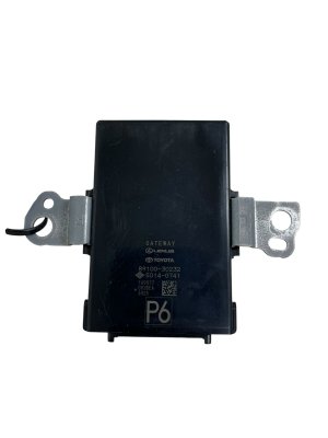 2016-2017 Lexus IS200t Network Gateway Control Module (Used OEM)