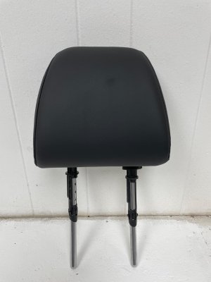 2024-2025 Hyundai Santa Fe Black Seat Headrest - Front, Right (Passenger) (Used OEM)