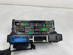 2012-2018 BMW 650i Power Distribution Fuse Relay Junction Block (Used OEM)