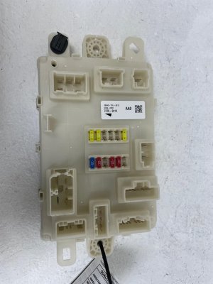 2022-2026 Acura MDX Power Distribution Fuse Relay Junction Block Box (Used OEM)