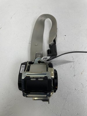 2021 Volvo XC60 Beige 2nd Row Center Seat Belt Assembly - Rear, Right (Passenger) (Used OEM)