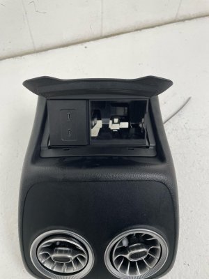 2017-2023 Mercedes-Benz E500 Center Console AC Air Vent Trim - Rear (Used OEM)