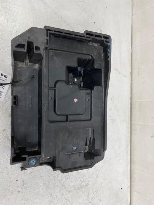 2022-2025 Hyundai Tucson Battery Tray Holder Box Bracket Support (Used OEM)