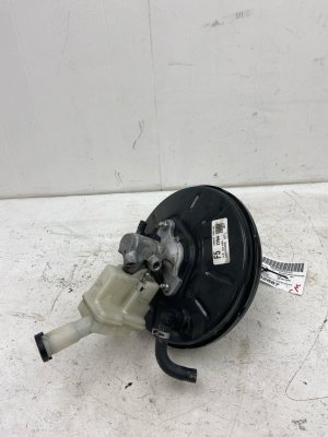 2018-2020 Nissan Kicks Power Brake Booster with Master Cylinder and Reservoir (Used OEM)