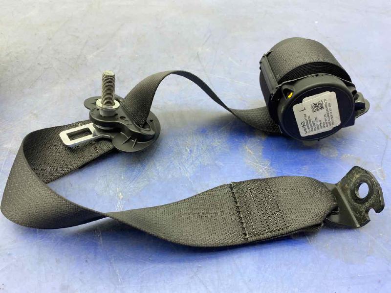 2018-2023 GMC Acadia Jet Black Second Row Seat Belt Assembly - Rear, Left (Driver) (Used OEM)