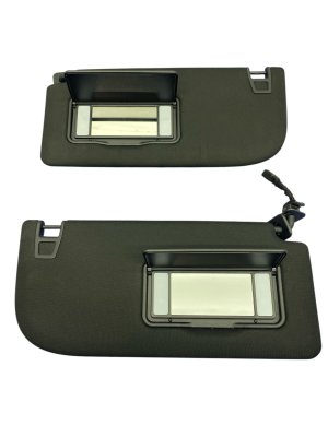 2017-2019 Ford F-550 Super Duty Black Illuminated Sun Visor with Garage Door Opener (Used OEM)