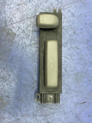 2016-2022 Honda Pilot Gray Power Seat Adjustment Switch Panel - Front, Right (Passenger) (Used OEM)