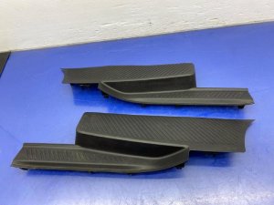 2018-2024 Lincoln Navigator Ebony (Black) Entry Sill Plate Set - Rear (Used OEM)