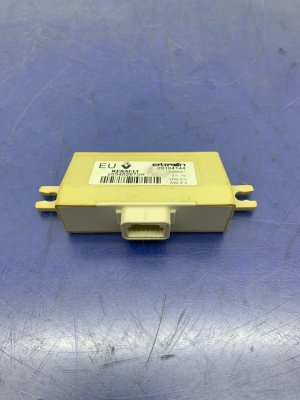 2021-2023 Nissan Rogue Mirror Control Module - Front (Used OEM)