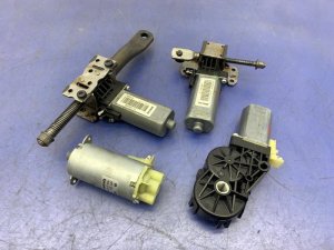 2011-2018 Porsche Cayenne Seat Track Adjustment Motor Set - Front, Right (Passenger) (Used OEM)