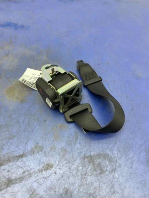 2014-2021 Maserati Ghibli Black Center Seat Belt Assembly - Rear, Left (Driver) (Used OEM)