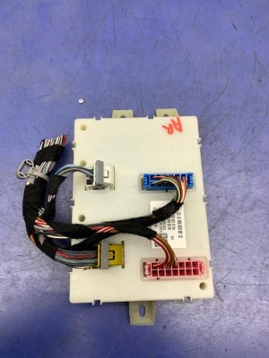 2012-2015 Mercedes-Benz C280 Headlamp Range Control Module (Used OEM)