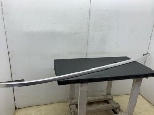2013-2016 Mercedes-Benz GL550 Chrome Chrome Upper Roof Rack Rail (Used OEM)