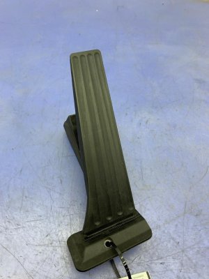 2011-2016 BMW 528i Accelerator Pedal Assembly with Travel Sensor (Used OEM)