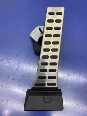 2018-2021 Kia Stinger Accelerator Pedal Assembly (Used OEM)