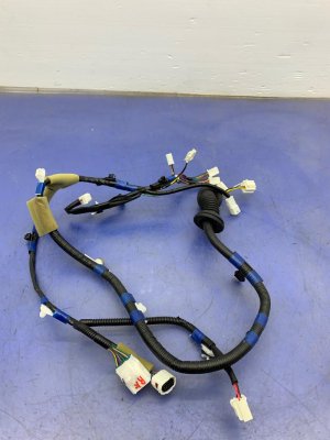 2007-2012 Lexus LS460 Door Wiring Harness - Front (Used OEM)