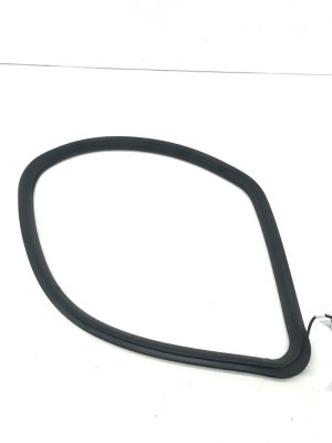 2013-2016 Mercedes-Benz GL550 Quarter Panel Glass Weatherstrip Seal - Rear (Used OEM)
