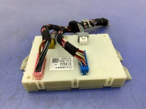 2013-2016 Mercedes-Benz GL550 SAM Signal Actuation Control Module - Rear (Used OEM)