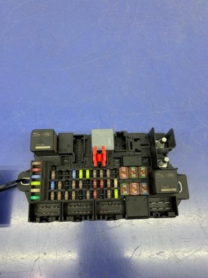 2018-2024 Jaguar F-Type Passenger Cabin Junction Fuse Box (Used OEM)