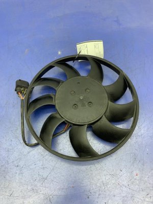 2015-2018 Porsche Macan Radiator Cooling Fan Motor - Front (Used OEM)