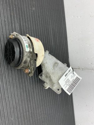 2012-2015 Mercedes-Benz ML350 Engine Mount with Frame Mount Assembly (Used OEM)