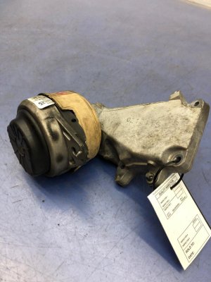 2012-2015 Mercedes-Benz ML350 Engine Mount with Frame Mount - Right (Passenger) (Used OEM)