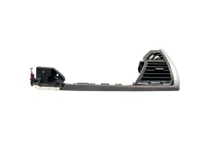2018-2023 BMW X3 Dashboard Trim Panel with Air Vent Grille (Used OEM)